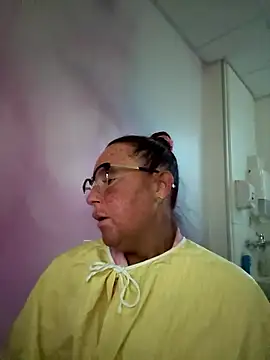 Snapshot of Angel-LinaX chatting on January 12, 2026, 8:10 am Angel-LinaX online show from January 12, 2026, 8:10 am