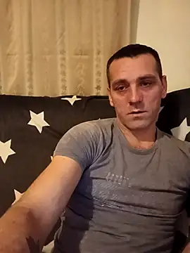 Baiat Finut1 online show from January 5, 2026, 10:35 pm