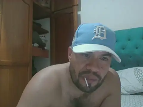 Snapshot of Ramses_36 chatting on June 7, 2026, 1:55 am Ramses 36 online show from June 7, 2026, 1:55 am