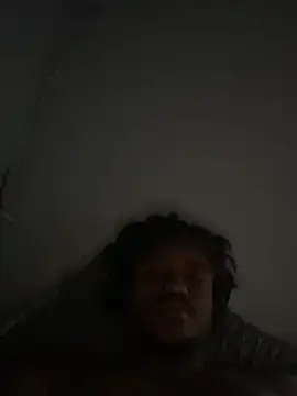 Snapshot of youngbull_dada chatting on March 27, 2026, 11:33 am youngbull dada online show from March 27, 2026, 11:33 am