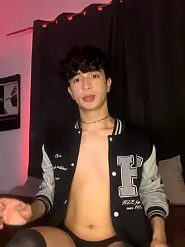 Snapshot of lion_cherry21 chatting on November 5, 2025, 2:58 am lion cherry21 online show from November 5, 2025, 2:58 am