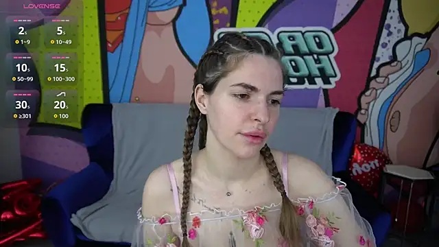 Snapshot of DanielaReign chatting on February 19, 2026, 6:54 am DanielaReign online show from February 19, 2026, 6:54 am