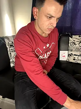 Snapshot of daniel_collins chatting on November 12, 2025, 1:15 pm daniel collins online show from November 12, 2025, 1:15 pm