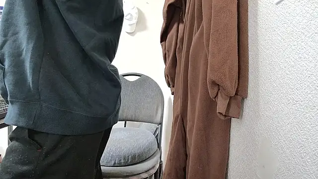 RYUTA 9911 online show from November 5, 2025, 3:31 am