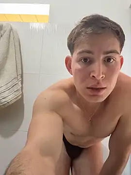 AlexanderBianchi2 online show from November 22, 2025, 5:34 pm