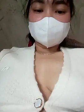 Snapshot of buom-xinh chatting on November 6, 2025, 3:21 am buom-xinh online show from November 6, 2025, 3:21 am