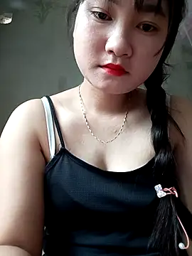 Snapshot of buom-xinh chatting on November 9, 2025, 6:50 am buom-xinh online show from November 9, 2025, 6:50 am