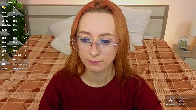 WICKEDEMBER online show from April 14, 2026, 1:43 am