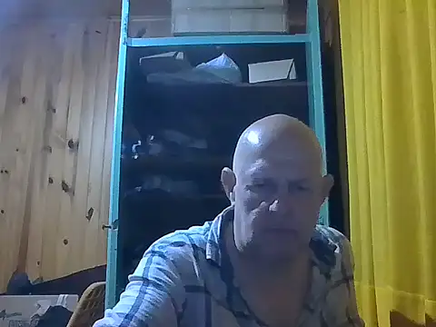 Snapshot of Karl1-85 chatting on November 3, 2025, 7:24 am Karl1-85 online show from November 3, 2025, 7:24 am