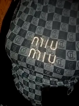 LenaLy2k online show from November 20, 2025, 1:01 pm