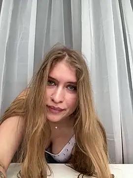 Snapshot of Eva_Renny chatting on November 5, 2025, 6:38 am Eva Renny online show from November 5, 2025, 6:38 am