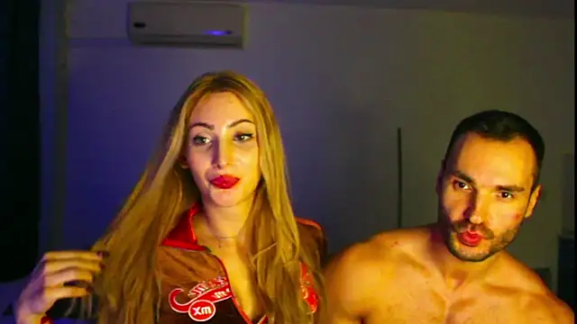 freyatrns online show from November 5, 2025, 7:39 pm