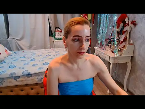 AnneDevrim online show from December 18, 2025, 6:40 am