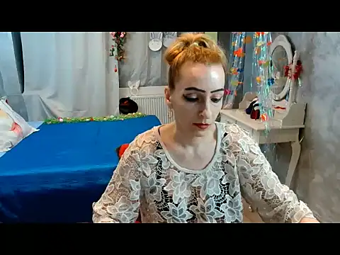 Snapshot of AnneDevrim chatting on April 4, 2026, 5:58 am AnneDevrim online show from April 4, 2026, 5:58 am