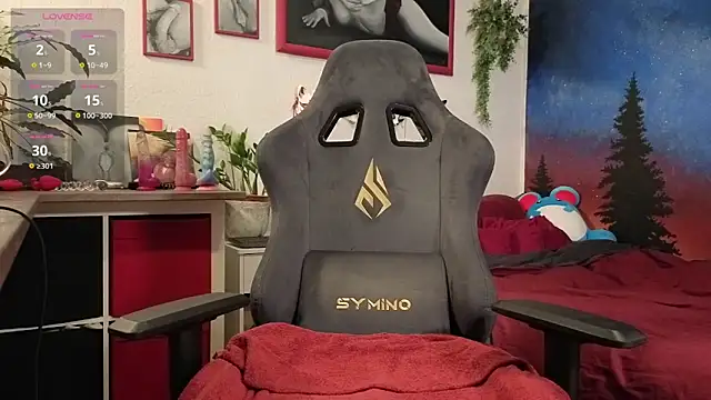 Snapshot of ScarletKitsunyaa chatting on January 16, 2026, 2:21 pm ScarletKitsunyaa online show from January 16, 2026, 2:21 pm