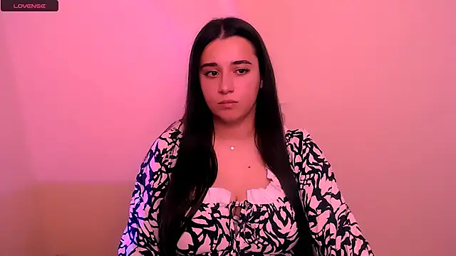 AlinaDoll  online show from November 13, 2025, 9:35 am