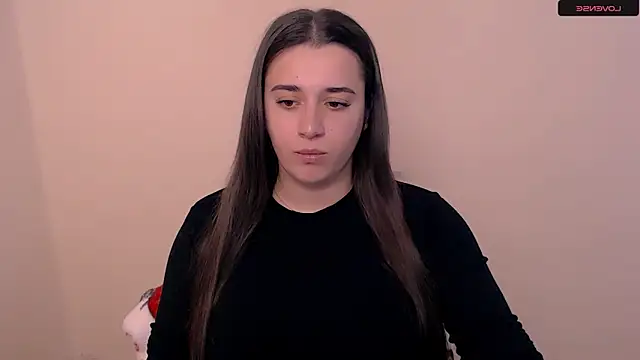 AlinaDoll  online show from April 16, 2026, 7:31 am