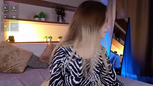 Snapshot of JeanToh chatting on April 2, 2026, 3:08 pm JeanToh online show from April 2, 2026, 3:08 pm