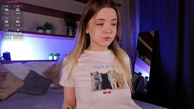 Snapshot of JeanToh chatting on April 5, 2026, 3:08 pm JeanToh online show from April 5, 2026, 3:08 pm