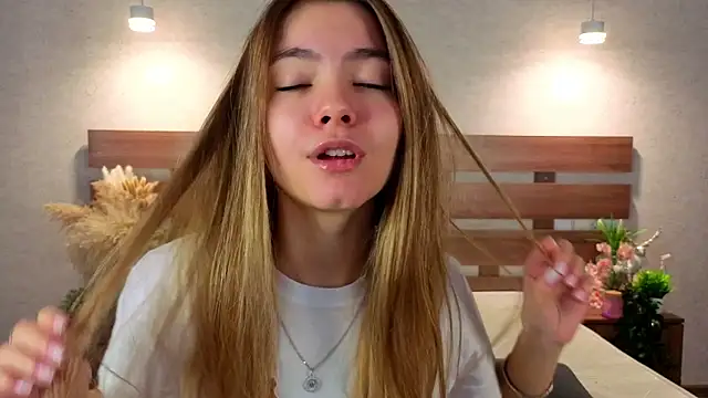 Snapshot of MargieDavidson chatting on February 10, 2026, 8:46 am MargieDavidson online show from February 10, 2026, 8:46 am