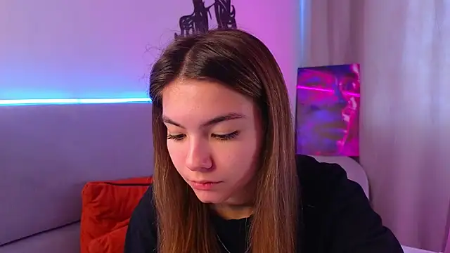 Snapshot of MargieDavidson chatting on February 25, 2026, 7:41 am MargieDavidson online show from February 25, 2026, 7:41 am