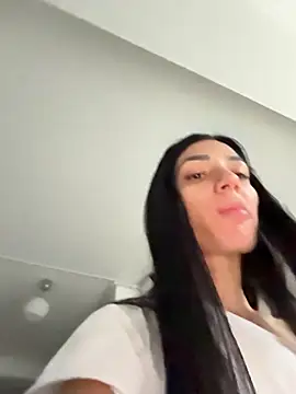 Snapshot of VickyM99 chatting on November 29, 2025, 7:19 am VickyM99 online show from November 29, 2025, 7:19 am