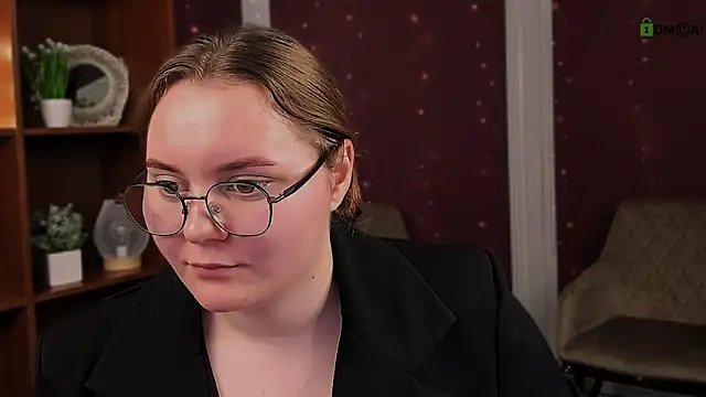 cherry nya online show from November 11, 2025, 2:12 pm