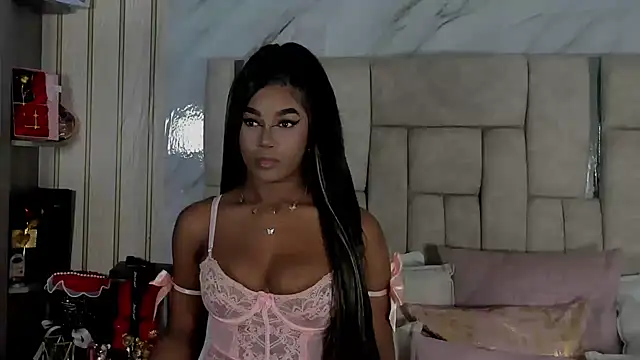 emilyoliver online show from February 16, 2026, 6:39 pm