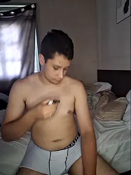 Snapshot of JoeSafado22 chatting on November 4, 2025, 4:00 pm JoeSafado22 online show from November 4, 2025, 4:00 pm