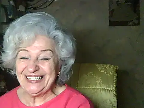 ValeriaKroww online show from April 15, 2026, 5:57 am