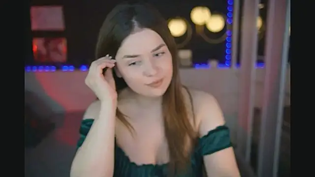 Snapshot of melanie_neal chatting on November 5, 2025, 8:23 pm melanie neal online show from November 5, 2025, 8:23 pm