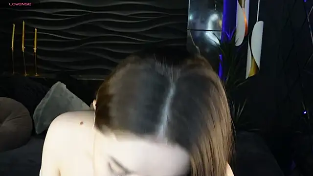 Snapshot of melanie_neal chatting on December 1, 2025, 9:04 pm melanie neal online show from December 1, 2025, 9:04 pm