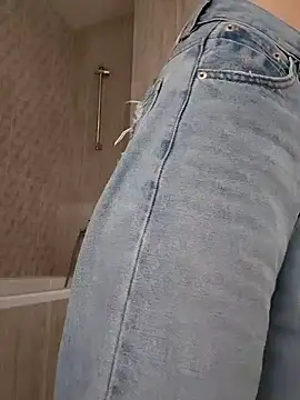 Snapshot of MelissaPinkiss chatting on March 29, 2026, 1:35 pm MelissaPinkiss online show from March 29, 2026, 1:35 pm