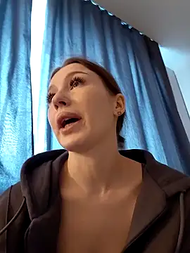 Snapshot of MelissaPinkiss chatting on March 14, 2026, 1:28 pm MelissaPinkiss online show from March 14, 2026, 1:28 pm