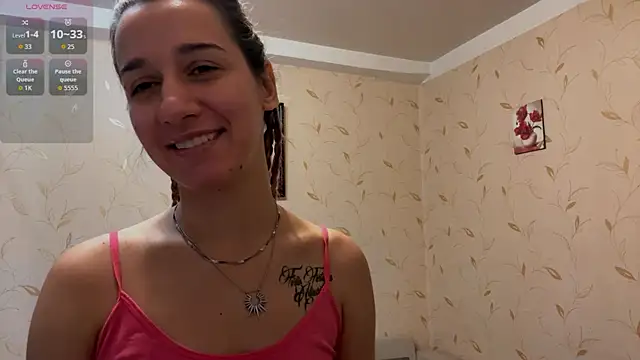 Auroragin online show from December 1, 2025, 12:39 pm