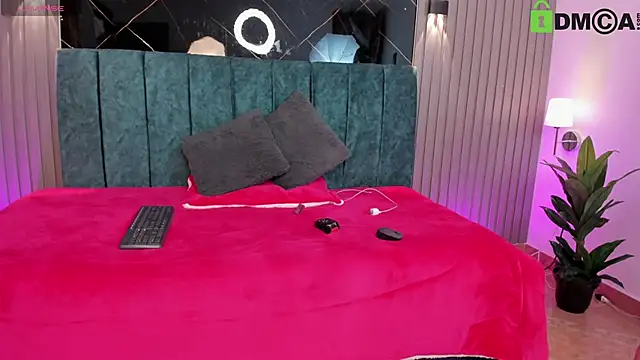 Snapshot of Bella_Riverss chatting on February 3, 2026, 7:08 pm Bella Riverss online show from February 3, 2026, 7:08 pm