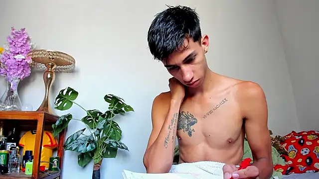 Snapshot of lucian_davii chatting on March 1, 2026, 3:34 pm lucian davii online show from March 1, 2026, 3:34 pm