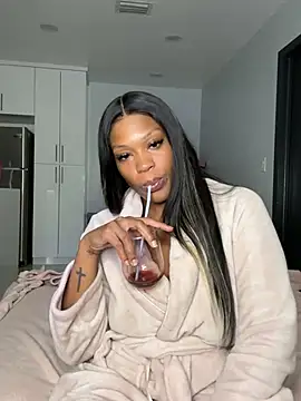 PrincessDreamm online show from March 25, 2026, 11:14 pm