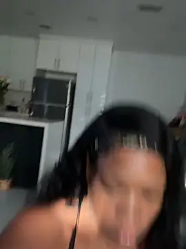 Snapshot of PrincessDreamm chatting on August 6, 2026, 11:00 pm PrincessDreamm online show from August 6, 2026, 11:00 pm