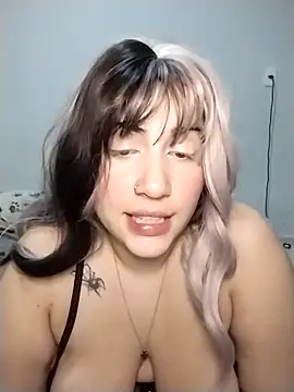 Snapshot of lele_inocente chatting on November 24, 2025, 11:49 pm lele inocente online show from November 24, 2025, 11:49 pm