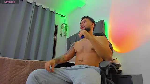 noah corvelle online show from February 6, 2026, 4:19 am