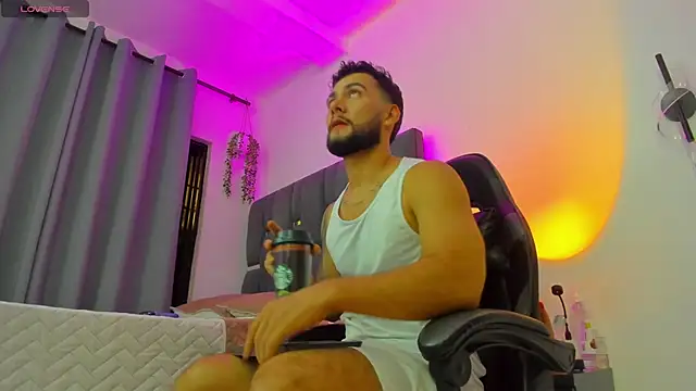 noah corvelle online show from February 12, 2026, 4:45 am