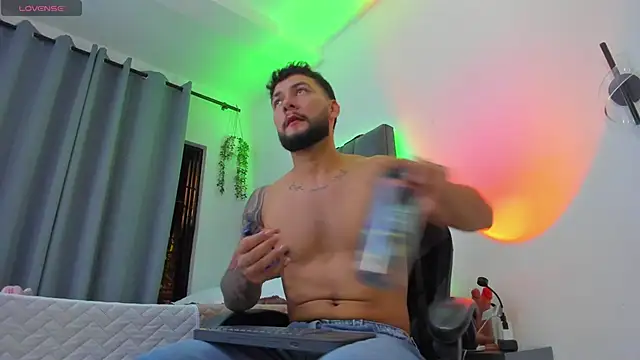 noah corvelle online show from February 8, 2026, 4:21 am