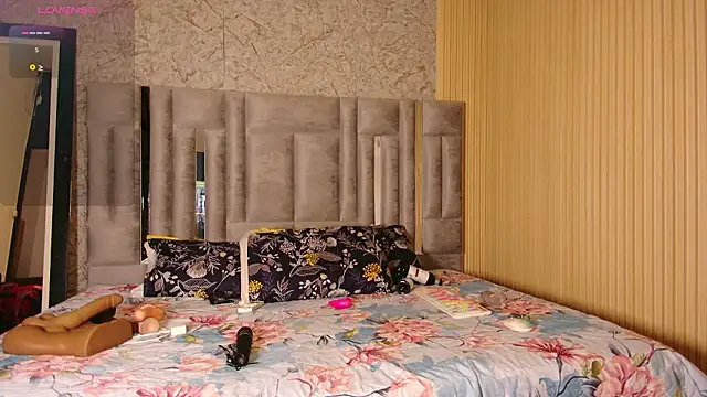 missfoster online show from March 15, 2026, 12:23 pm