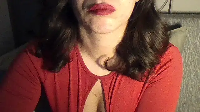 Snapshot of PLAYMATE6373 chatting on November 9, 2025, 12:47 am PLAYMATE6373 online show from November 9, 2025, 12:47 am