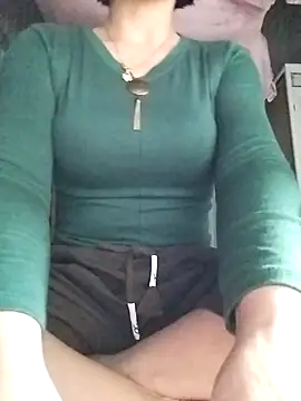 Niramiu online show from November 12, 2025, 11:30 pm