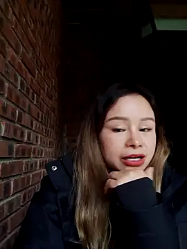 thu-cuoi online show from December 18, 2025, 7:02 am