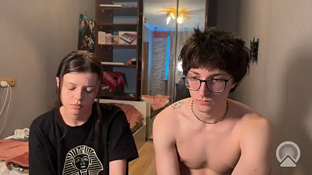 Snapshot of t_files_x chatting on January 16, 2026, 9:08 pm t files x online show from January 16, 2026, 9:08 pm