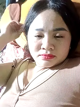 Bee-bgolden online show from December 19, 2025, 2:19 pm