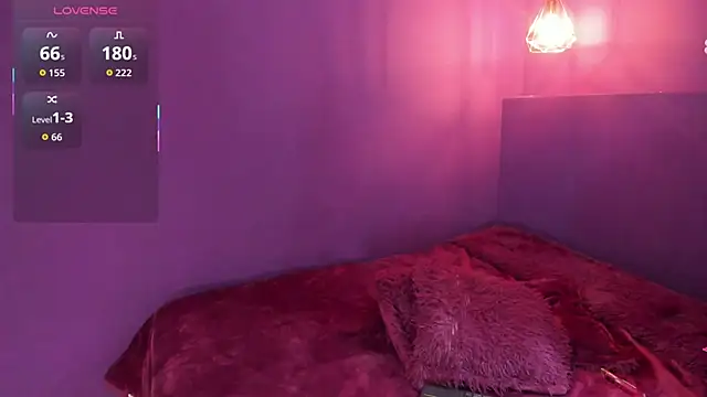 Snapshot of Isabella_Crofts chatting on February 19, 2026, 3:14 am Isabella Crofts online show from February 19, 2026, 3:14 am